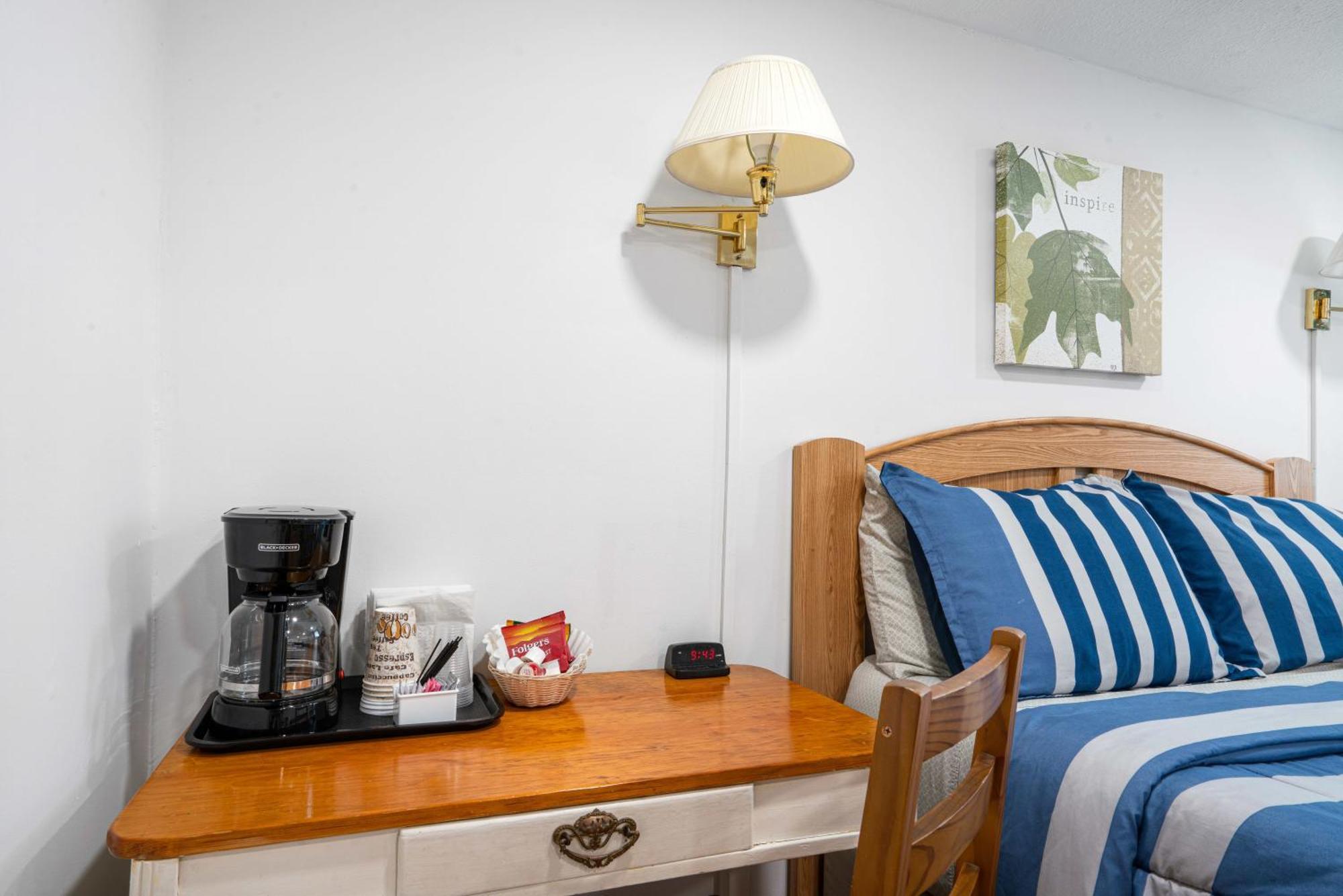 South Arm Retreats Motel East Jordan Buitenkant foto