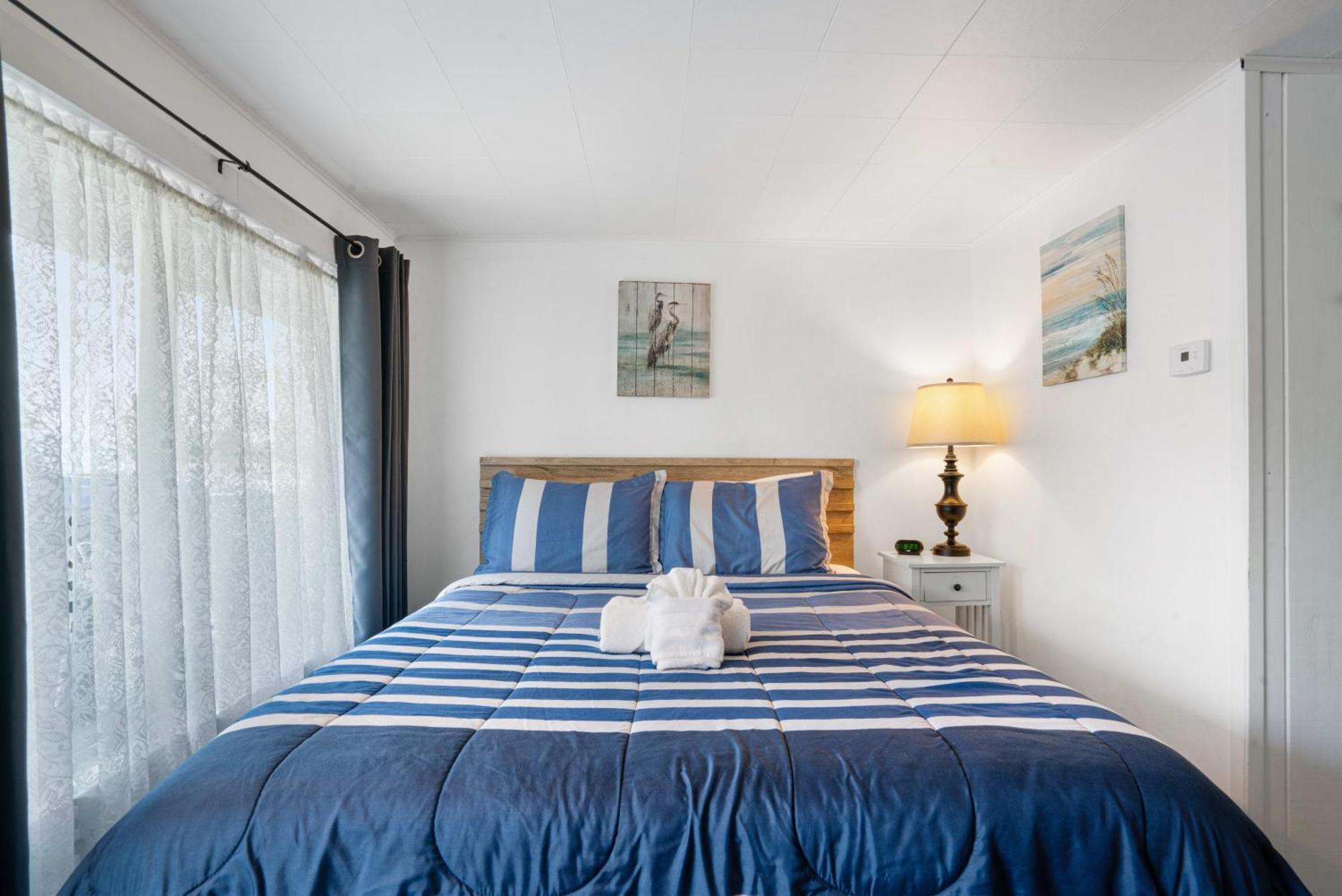 South Arm Retreats Motel East Jordan Buitenkant foto