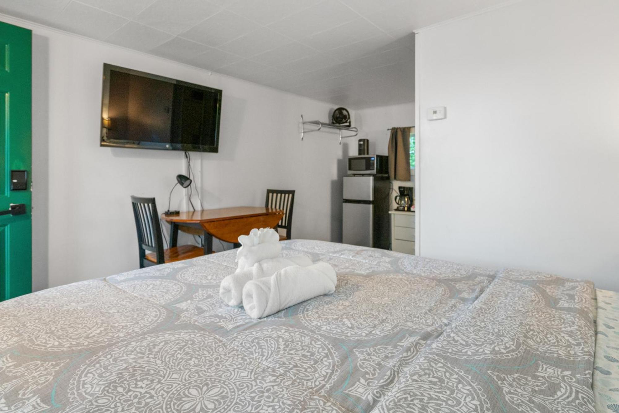 South Arm Retreats Motel East Jordan Buitenkant foto