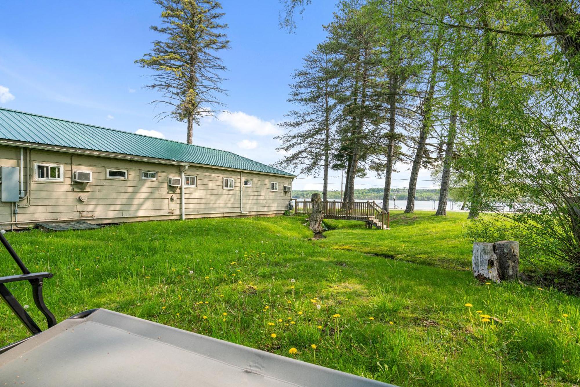 South Arm Retreats Motel East Jordan Buitenkant foto