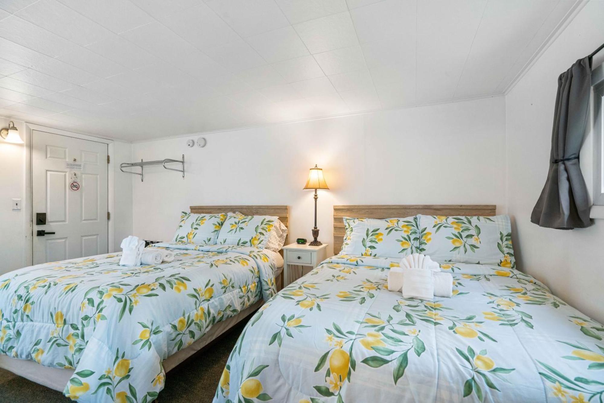 South Arm Retreats Motel East Jordan Buitenkant foto