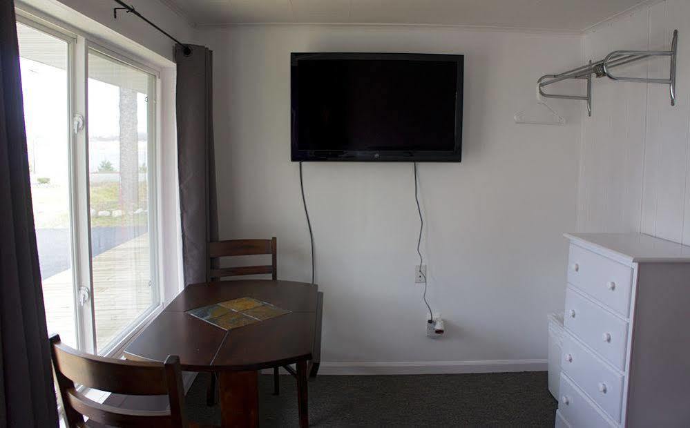 South Arm Retreats Motel East Jordan Buitenkant foto